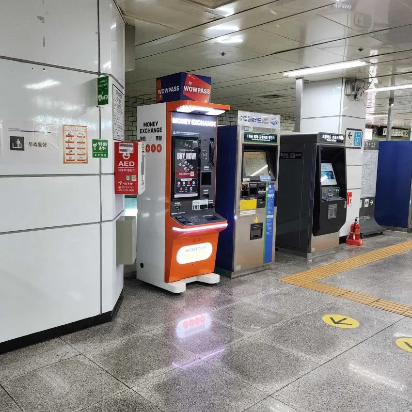 Seolleung Station (Line 2) - photo 1