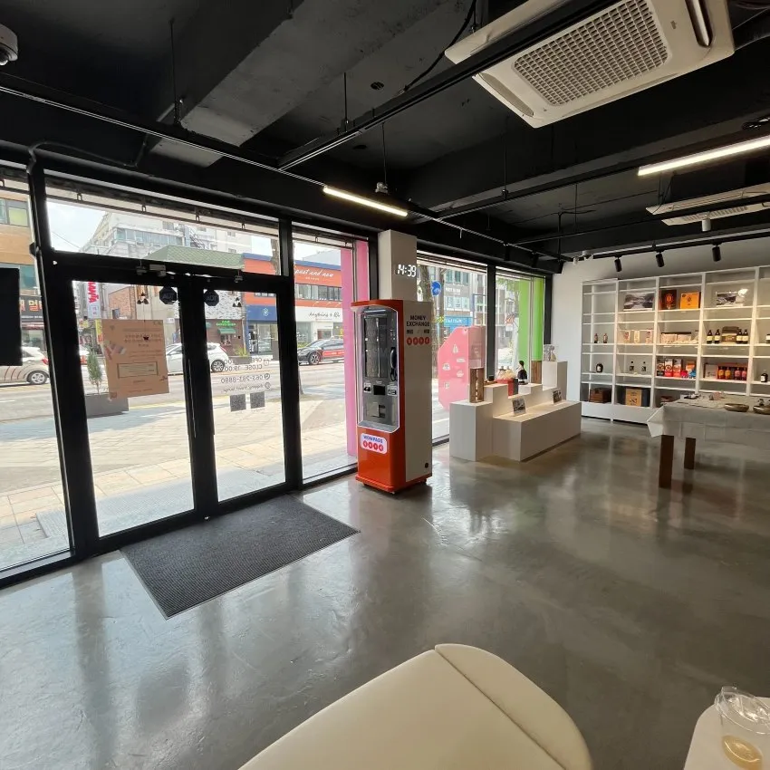 Jeonbuk Shopping Travel Lounge - photo 2