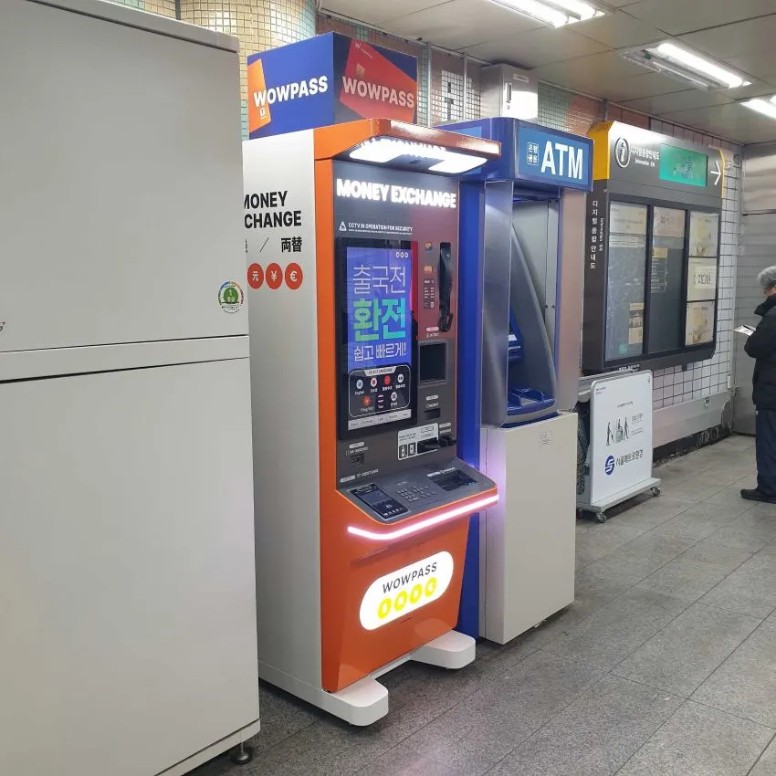Hoehyeon Station - photo 2