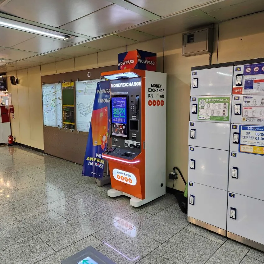 Dongdaemun History & Culture Park Station (Line 2) - photo 2