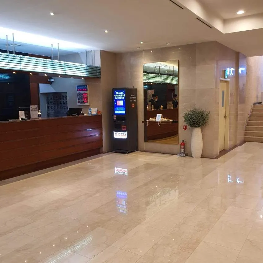 Hotel President - photo 2