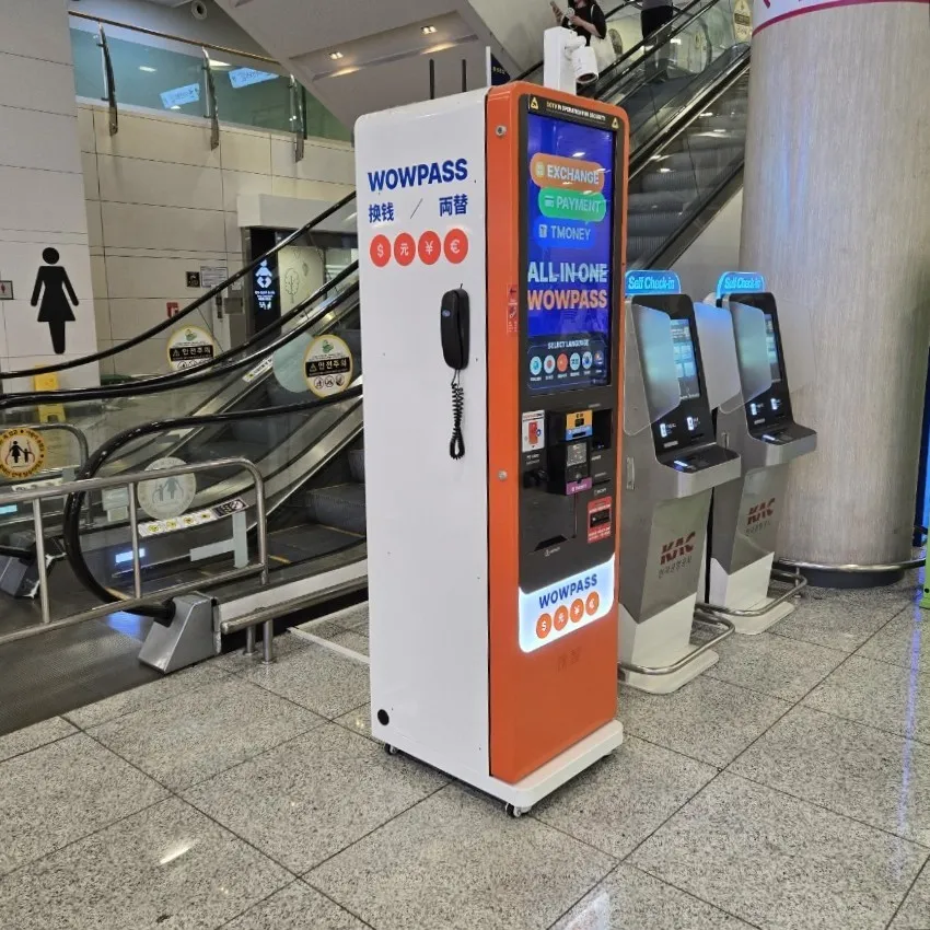 Jeju International Airport Domestic Terminal Connecting Passage - photo 2
