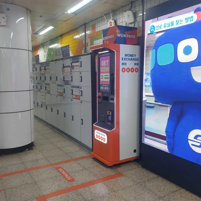Myeong-dong Station (Inside gate) - photo 2