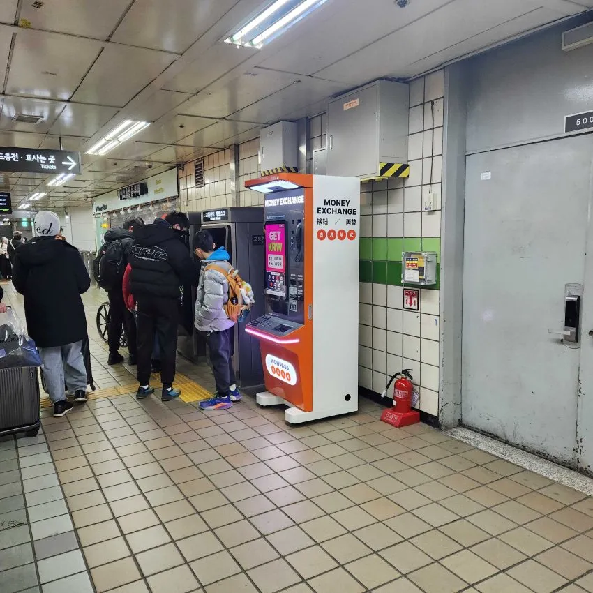 Euljiro 1-ga Station (Exit 7) - photo 2