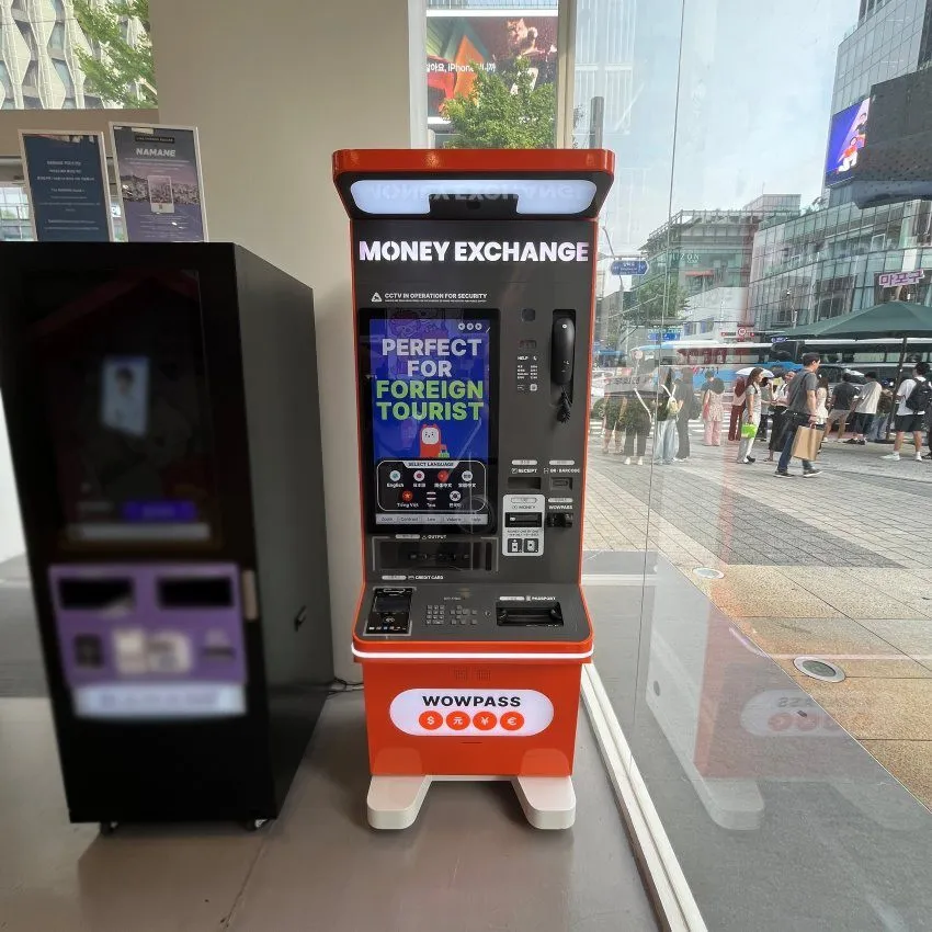 K-POP Square Hongdae - photo 3