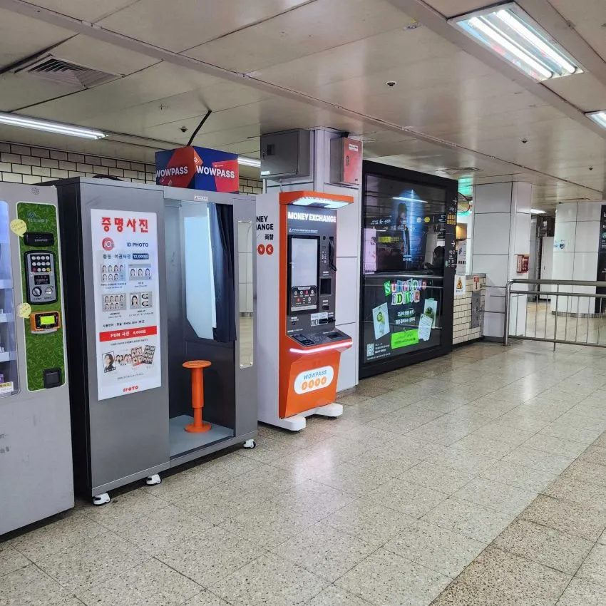 Yeoksam Station - photo 3