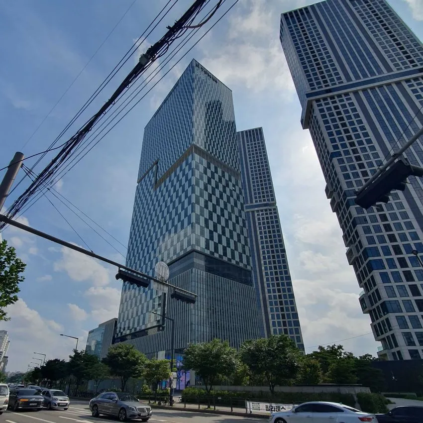 GS25 Seoul Forest D-Tower - photo 1