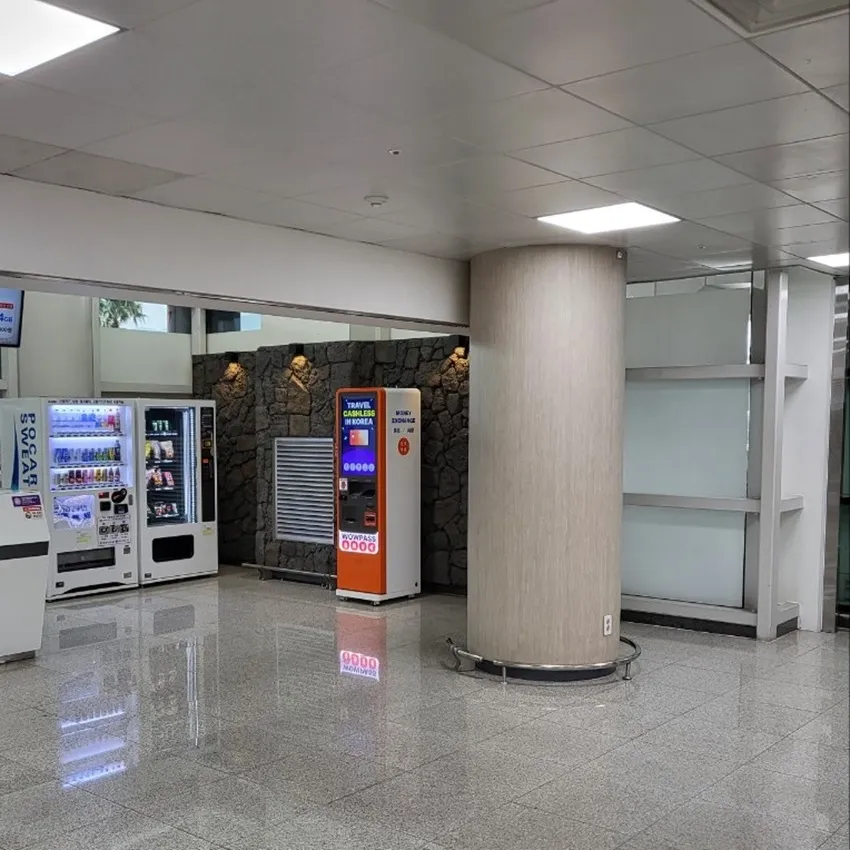 Jeju International Airport International Terminal - photo 1